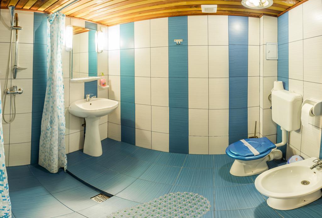 Pensiunea Casa Verde Bucuresti Екстер'єр фото