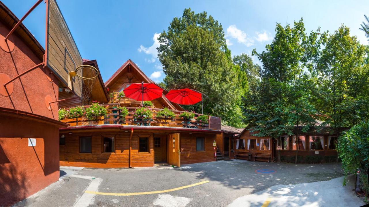 Pensiunea Casa Verde Bucuresti Екстер'єр фото